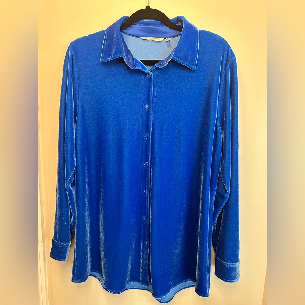 Soft Surroundings velvet top, size medium
